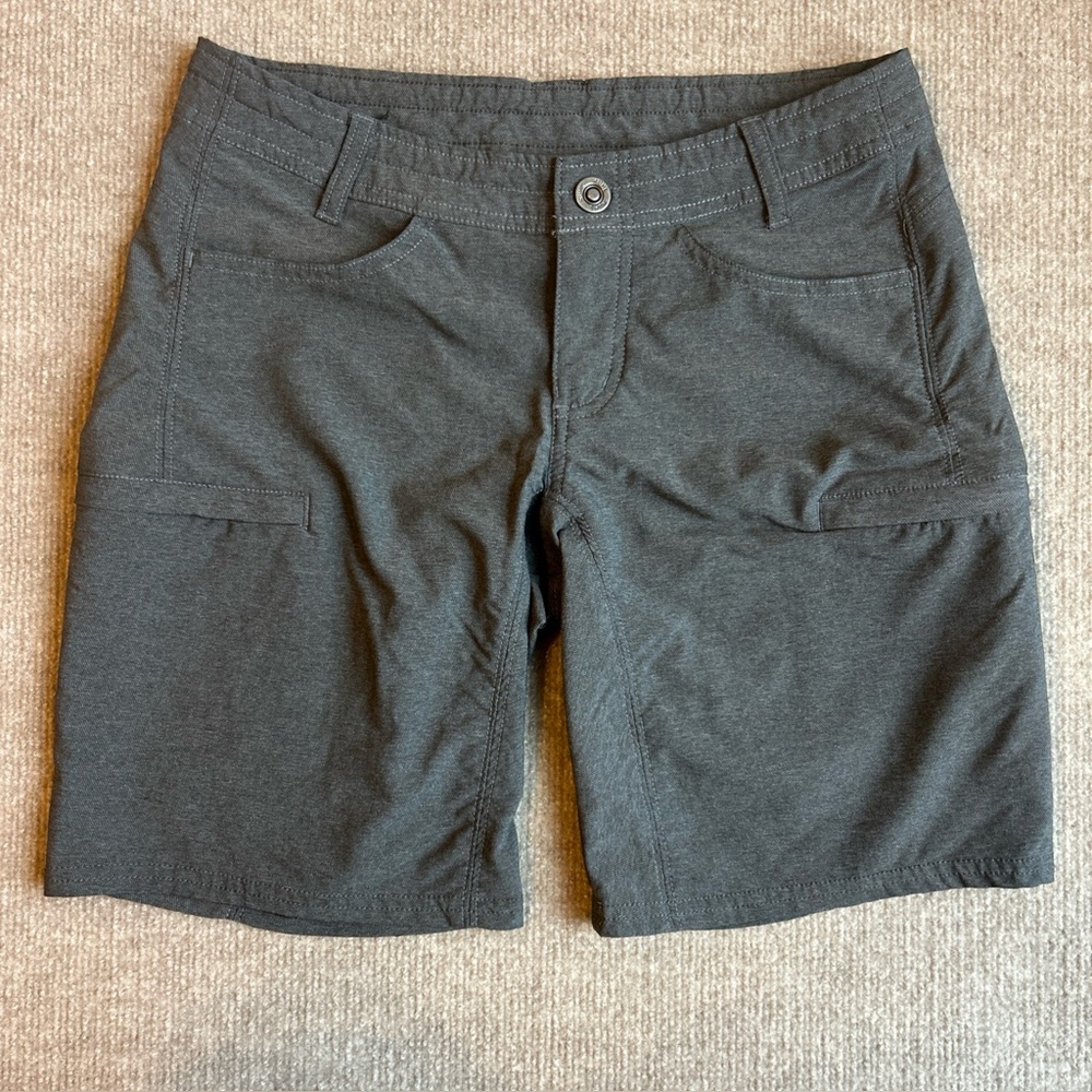 Kuhl women’s Sz 2 Charcoal Gray Shorts